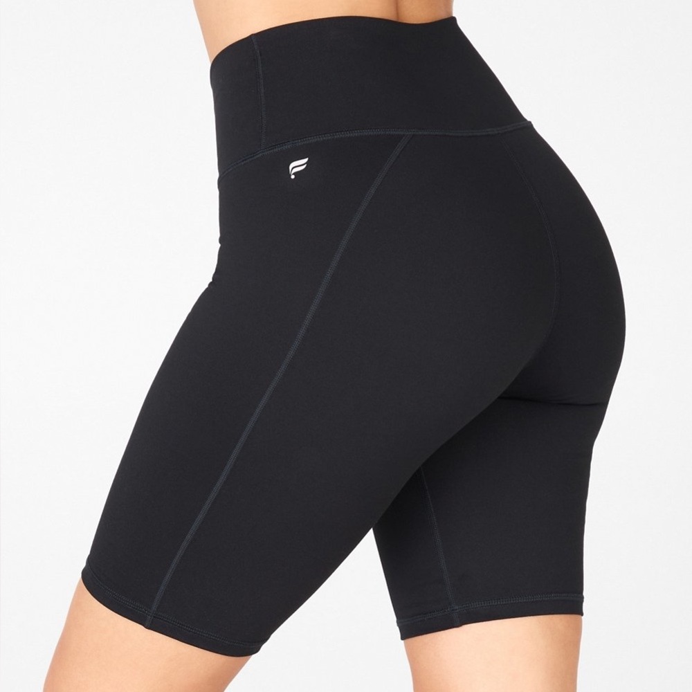 Fabletics famous, max-compression PowerHold biker short vibrant blue sz medium